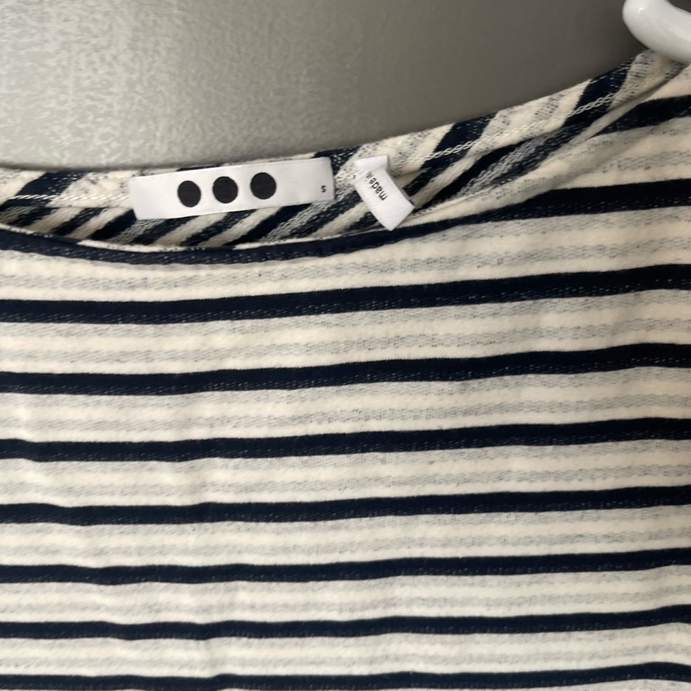 Title Nine Navy and White Striped Short Sleeve Tee small - Picture 2 of 4